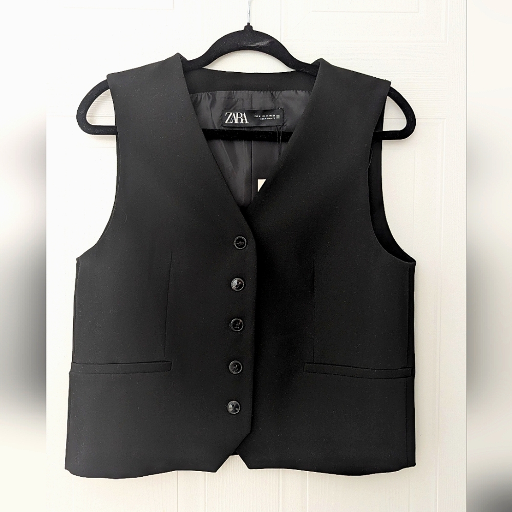 Zara Women's Black Buttoned Vest M